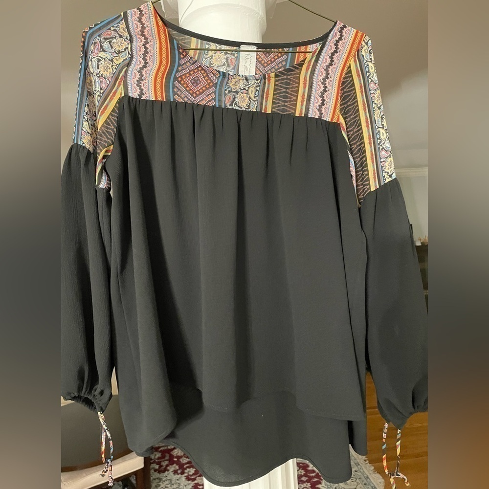 Not Elle tunic size Xl drop shoulder blouse flowy body . Women